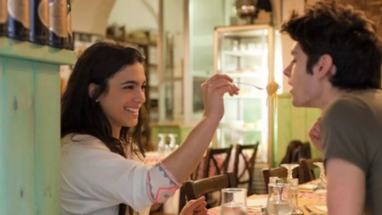 বয়সে বড় মহিলাদের প্রতি আকৃষ্ট হন! প্রেমে পড়ার আগে এই বিষয়গুলি মাথায় রাখুন বয়সে বড় মহিলাদের প্রতি আকৃষ্ট হন! প্রেমে পড়ার আগে এই বিষয়গুলি মাথায় রাখুন