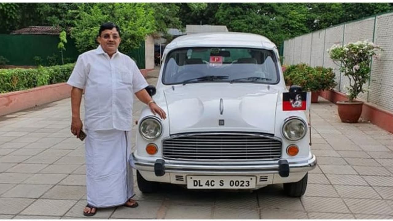 நான் ஒரு பொதுக்குழு உறுப்பினர்.. அதிமுகவில் இருந்து எனக்கு இதுவரை எந்த சுற்றறிக்கையும் வரவில்லை.. மைத்ரேயன்.!