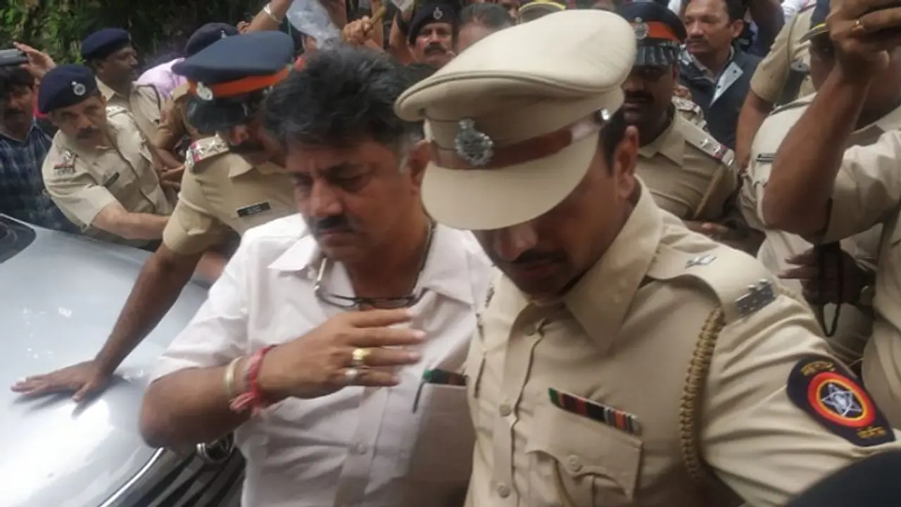 'ತನ್ನ ಅವನತಿಯ ಪುಟಗಳನ್ನು ಬಿಜೆಪಿ ತಾನೇ ಬರೆಯುತ್ತಿದೆ'..! 'ತನ್ನ ಅವನತಿಯ ಪುಟಗಳನ್ನು ಬಿಜೆಪಿ ತಾನೇ ಬರೆಯುತ್ತಿದೆ'..!