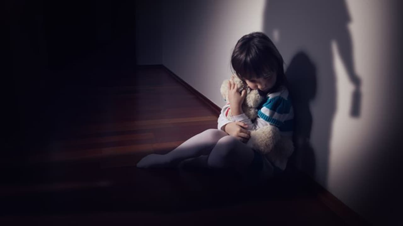 രക്ഷിതാക്കൾ കുട്ടികളോട് ചെയ്യാൻ പാടില്ലാത്ത ചില കാര്യങ്ങൾ രക്ഷിതാക്കൾ കുട്ടികളോട് ചെയ്യാൻ പാടില്ലാത്ത ചില കാര്യങ്ങൾ