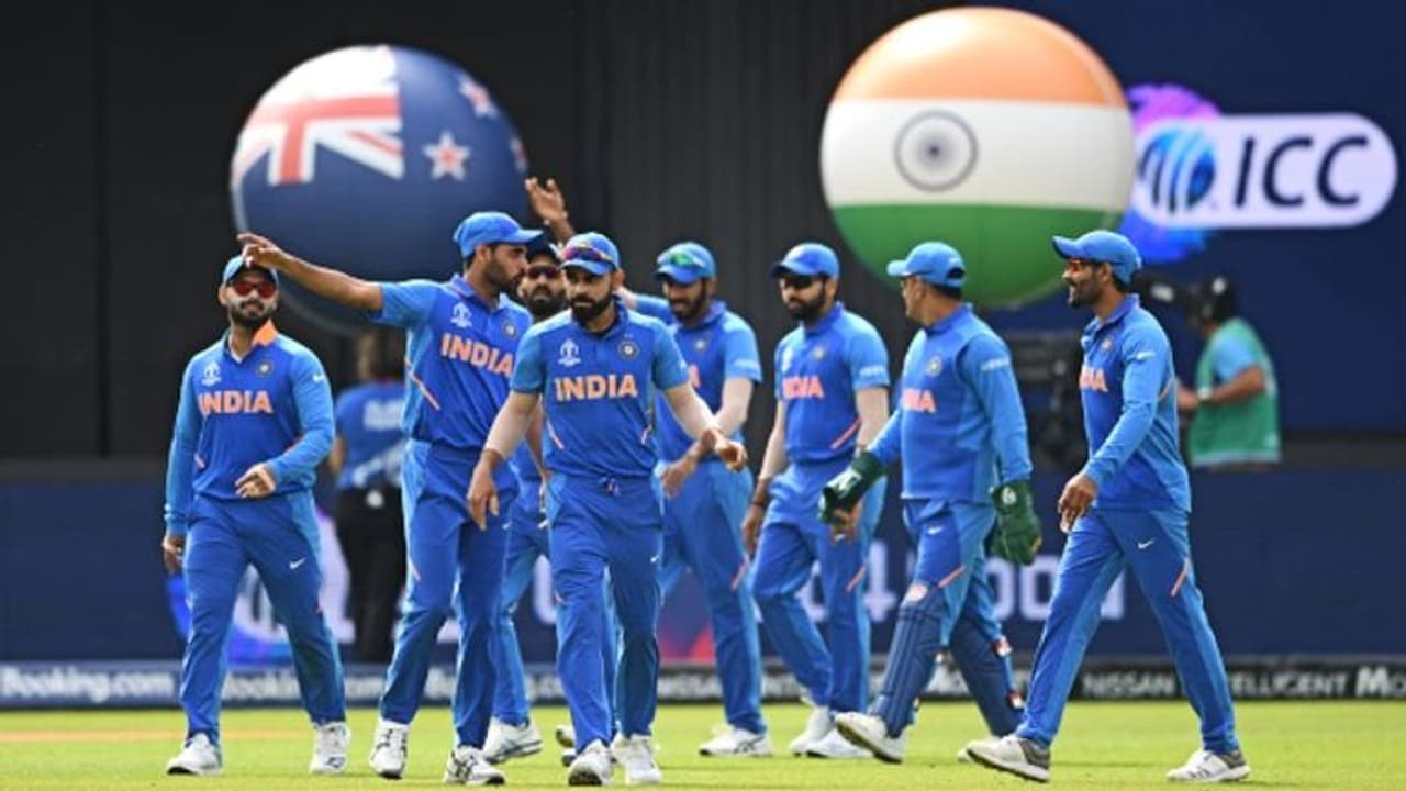 শেষ ২৩ বলে এল ২৮ রান, পড়ল ৩ উইকেট! কিউইদের পরিকল্পনা বানচাল করলেন জাদেজা শেষ ২৩ বলে এল ২৮ রান, পড়ল ৩ উইকেট! কিউইদের পরিকল্পনা বানচাল করলেন জাদেজা