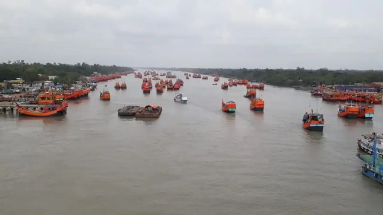 GEMINI   navigation system that guides fishermen at sea, provides cyclone alerts