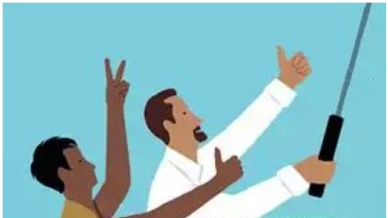 செல்பி மோகம் உயிரை எடுக்கும் கொடூரம்.. அதிகரிக்கும் மரணங்கள்!! செல்பி மோகம் உயிரை எடுக்கும் கொடூரம்.. அதிகரிக்கும் மரணங்கள்!!