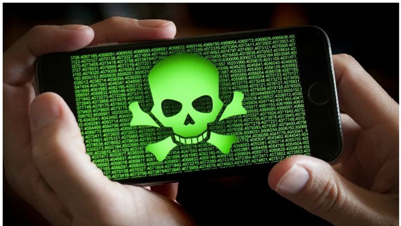 ಭಾರತದಲ್ಲಿ ಸ್ಮಾರ್ಟ್‌ಫೋನ್‌ಗಳಿಗೆ ವೈರಸ್ ದಾಳಿ! ನಿಮ್ದು ಸೇಫ್ ಇದಿಯಾ ನೋಡಿ...