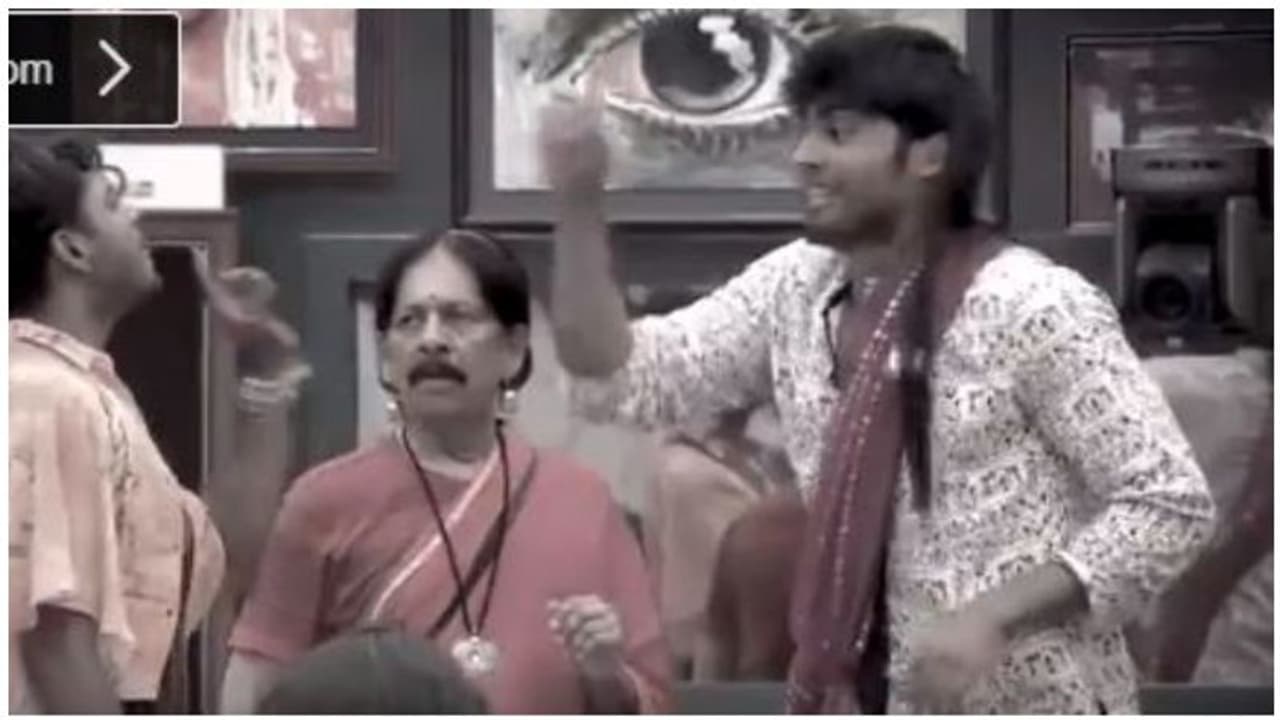 வேற எதுவும் கிடைக்கலையா? பிளான் பண்ணி ப்ரோமோ வெளியிட்ட பிக்பாஸ்! வேற எதுவும் கிடைக்கலையா? பிளான் பண்ணி ப்ரோமோ வெளியிட்ட பிக்பாஸ்!