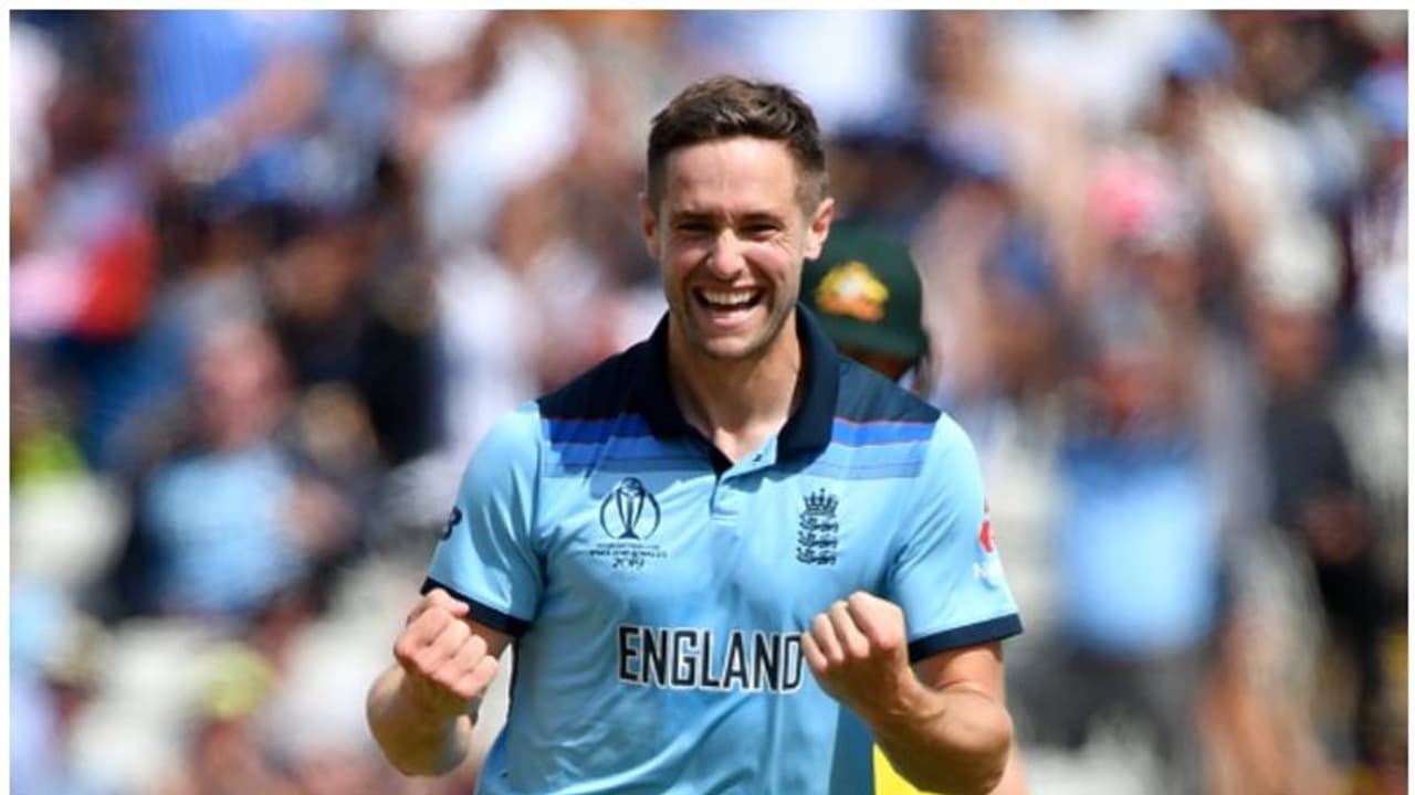 ഇംഗ്ലീഷ് നിരയില് ക്രിസ് വോക്സ് ആണ് താരം ഇംഗ്ലീഷ് നിരയില് ക്രിസ് വോക്സ് ആണ് താരം