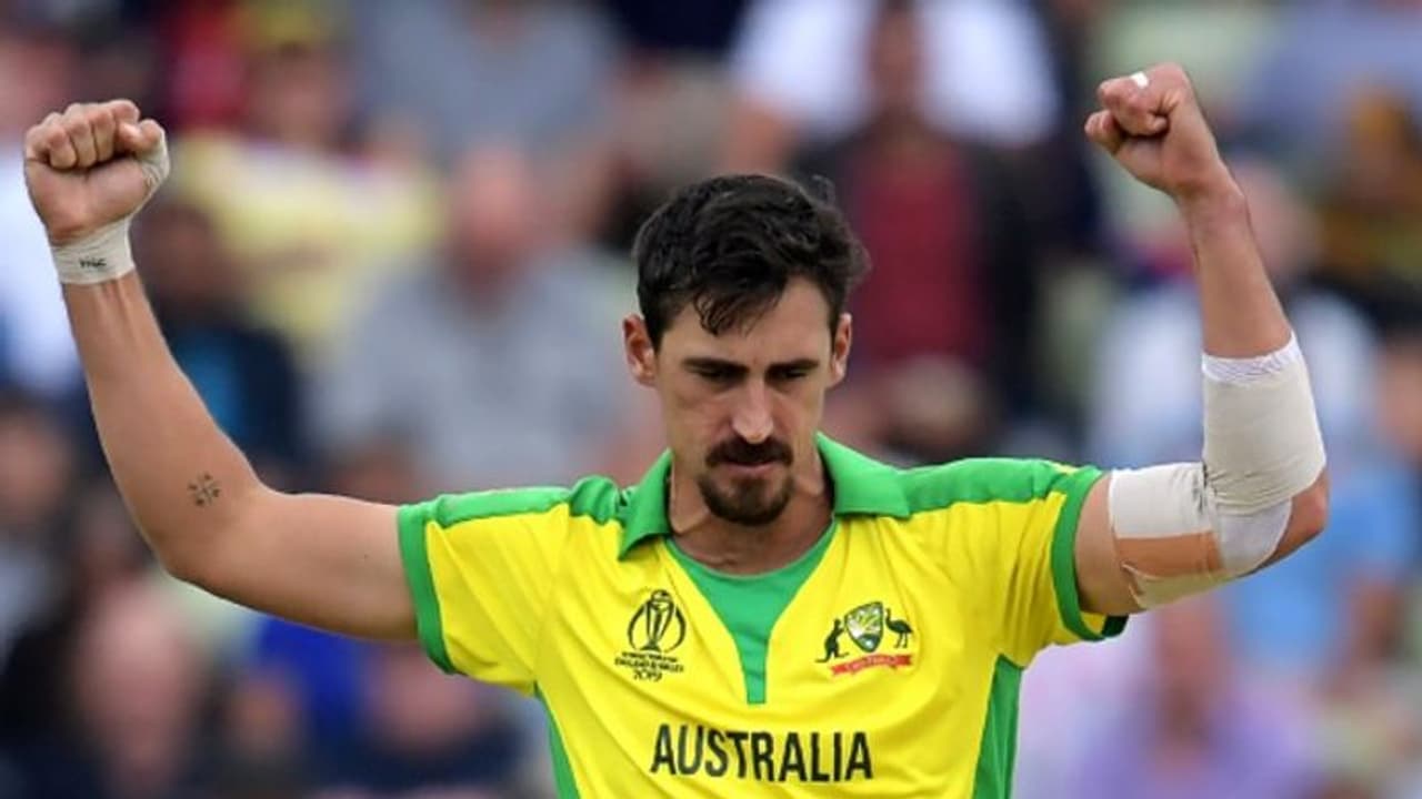 অস্ট্রেলিয়া ছিটকে গেলেও ইতিহাসে উঠে গেলেন স্টার্ক! ছাপিয়ে গেলেন ম্যাকগ্রাকেও অস্ট্রেলিয়া ছিটকে গেলেও ইতিহাসে উঠে গেলেন স্টার্ক! ছাপিয়ে গেলেন ম্যাকগ্রাকেও