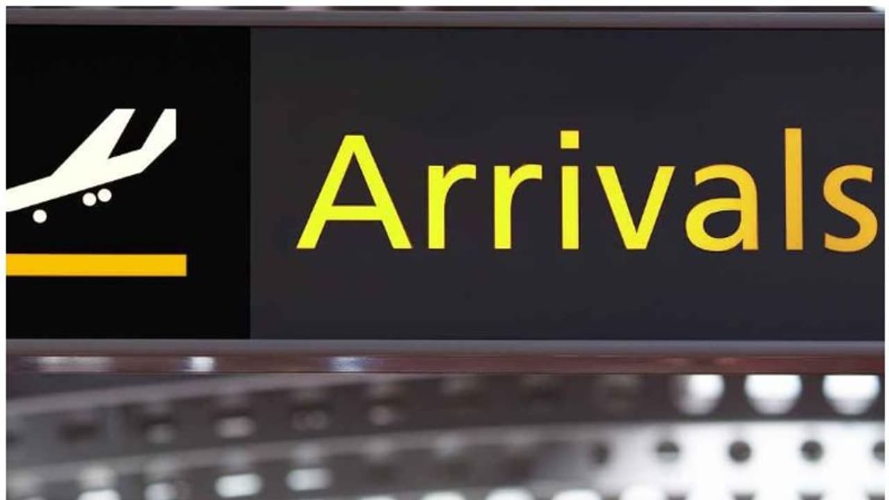 പ്രവാസികളുടെ മടക്കം: സന്ദർശക വിസയിൽ പോയവരേയും വിദ്യാർത്ഥികളേയും ആദ്യം തിരിച്ചെത്തിക്കാൻ സാധ്യത പ്രവാസികളുടെ മടക്കം: സന്ദർശക വിസയിൽ പോയവരേയും വിദ്യാർത്ഥികളേയും ആദ്യം തിരിച്ചെത്തിക്കാൻ സാധ്യത