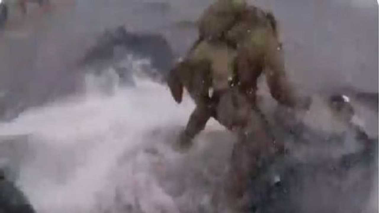 ಕೊಕೇನ್ ಸಾಗಿಸುತ್ತಿದ್ದ ಸಬ್ ಮರೀನ್ ಮೇಲೆರಗಿದ ಕೋಸ್ಟ್ ಗಾರ್ಡ್ಸ್! ಕೊಕೇನ್ ಸಾಗಿಸುತ್ತಿದ್ದ ಸಬ್ ಮರೀನ್ ಮೇಲೆರಗಿದ ಕೋಸ್ಟ್ ಗಾರ್ಡ್ಸ್!