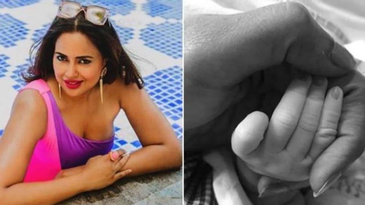 ஒரு வழியா சமீராவுக்கு குழந்தை பிறந்துடுச்சு! அவரே வெளியிட்ட புகைப்படம்! ஒரு வழியா சமீராவுக்கு குழந்தை பிறந்துடுச்சு! அவரே வெளியிட்ட புகைப்படம்!