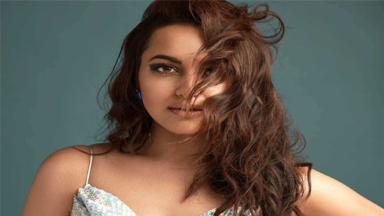 ಖ್ಯಾತ ಸೆಲೆಬ್ರಿಟಿ ಜೊತೆ ಡೇಟಿಂಗ್ ನಡೆಸಿದ್ದೆ; ಸತ್ಯ ಬಿಚ್ಚಿಟ್ಟ ದಬಾಂಗ್ ನಟಿ ಖ್ಯಾತ ಸೆಲೆಬ್ರಿಟಿ ಜೊತೆ ಡೇಟಿಂಗ್ ನಡೆಸಿದ್ದೆ; ಸತ್ಯ ಬಿಚ್ಚಿಟ್ಟ ದಬಾಂಗ್ ನಟಿ