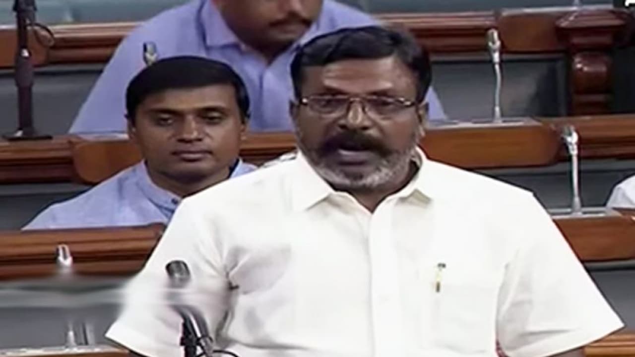 பாஜகவை கண்ணை மூடிக்கொண்டு ஆதரிக்குறாங்களே... அதிமுக பற்றி திருமா அதிர்ச்சி! பாஜகவை கண்ணை மூடிக்கொண்டு ஆதரிக்குறாங்களே... அதிமுக பற்றி திருமா அதிர்ச்சி!