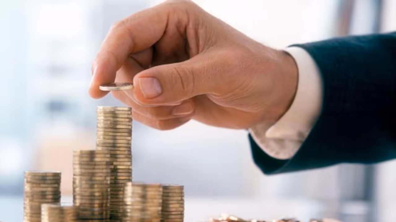 বাস্তু মতে, এই ৬ উপায় মেনে চললেই বাড়বে সঞ্চয়, কমবে খরচ বাস্তু মতে, এই ৬ উপায় মেনে চললেই বাড়বে সঞ্চয়, কমবে খরচ