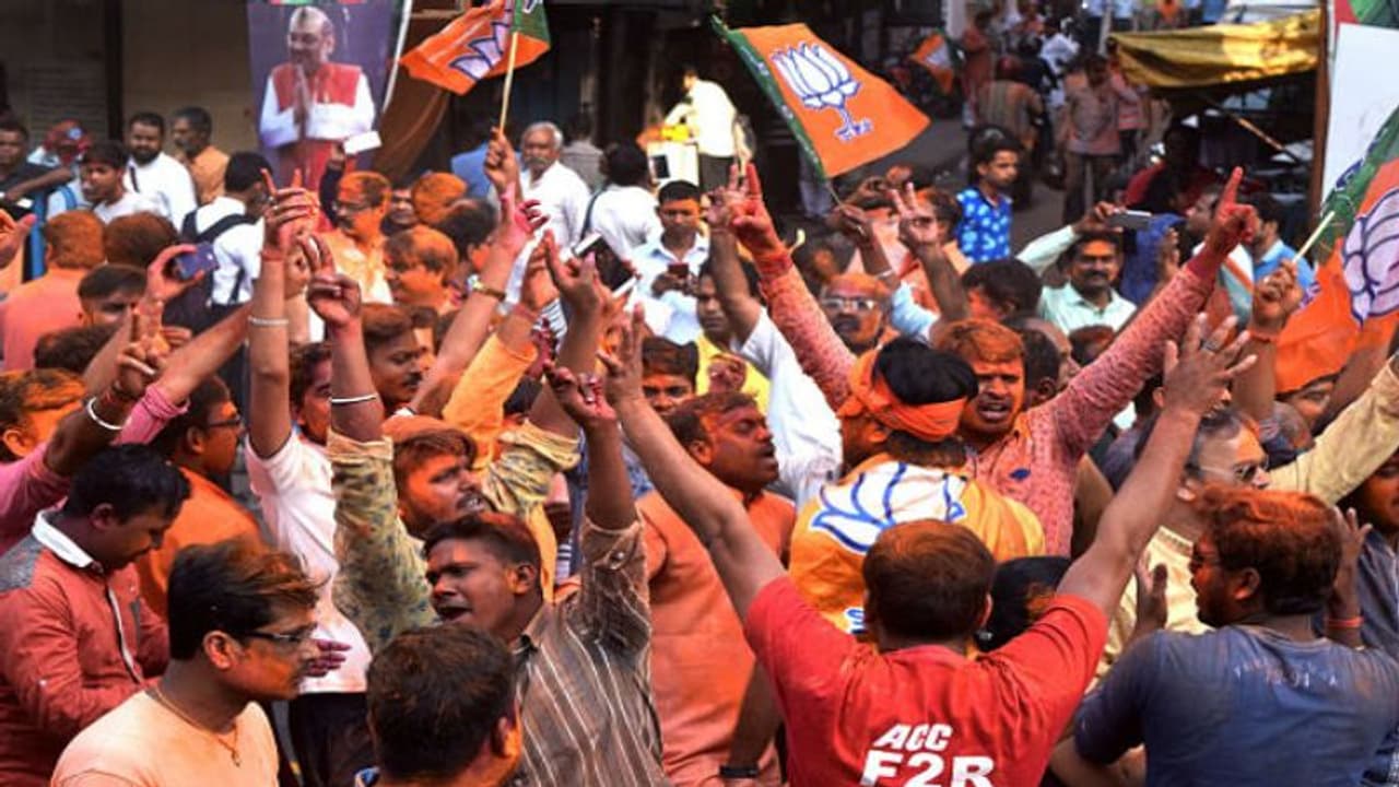 ত্রিপুরায় বিজেপি র তৃণমূল মডেল, ভোটে না লড়েই দখলে পঞ্চায়েত ত্রিপুরায় বিজেপি র তৃণমূল মডেল, ভোটে না লড়েই দখলে পঞ্চায়েত