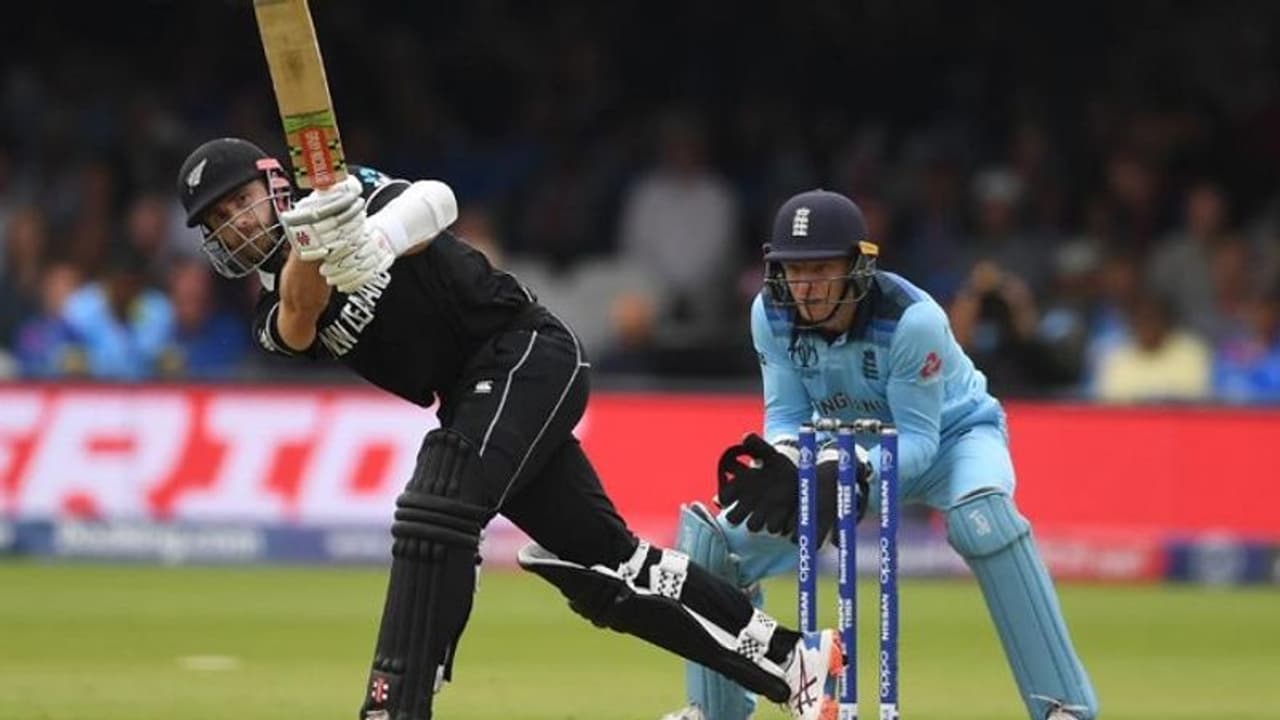 ವಿಶ್ವಕಪ್ ಫೈನಲ್: ಇಂಗ್ಲೆಂಡ್ 242 ರನ್ ಟಾರ್ಗೆಟ್ ನೀಡಿದ ನ್ಯೂಜಿಲೆಂಡ್! ವಿಶ್ವಕಪ್ ಫೈನಲ್: ಇಂಗ್ಲೆಂಡ್ 242 ರನ್ ಟಾರ್ಗೆಟ್ ನೀಡಿದ ನ್ಯೂಜಿಲೆಂಡ್!