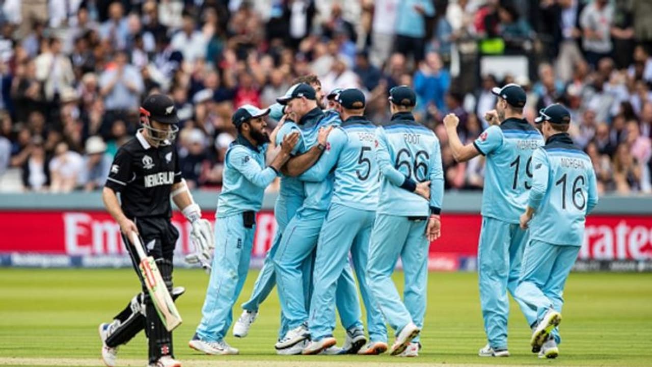 দুর্দান্ত দলগত পারফরম্যান্স, আড়াইশ'র নিচেই কিউইদের বেঁধে ফেললেন আর্চাররা