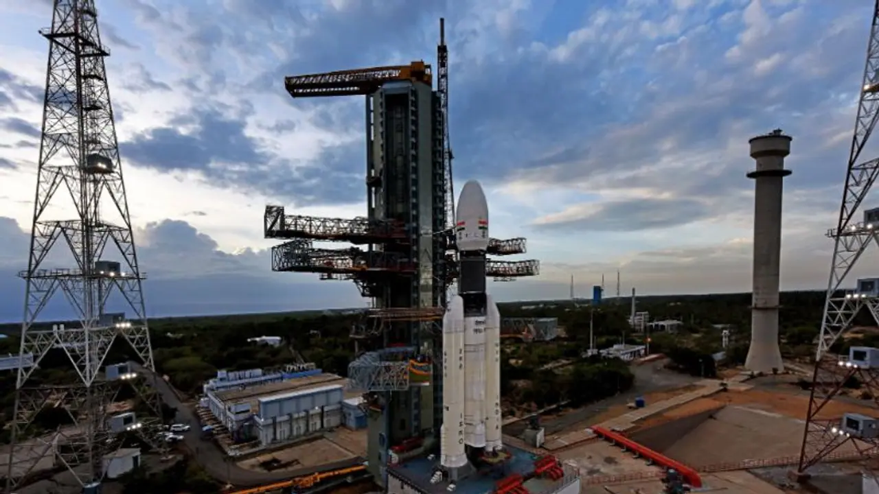 Chandrayaan 2 launch called off due to ‘technical snag’, says ISRO