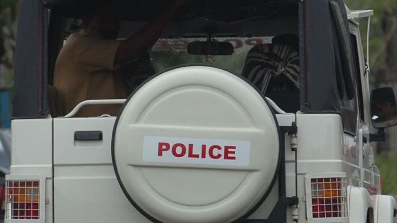 ವೈದ್ಯಾಧಿಕಾರಿ ವಿರುದ್ಧ ಜಾತಿ ನಿಂದನೆ ದೂರು