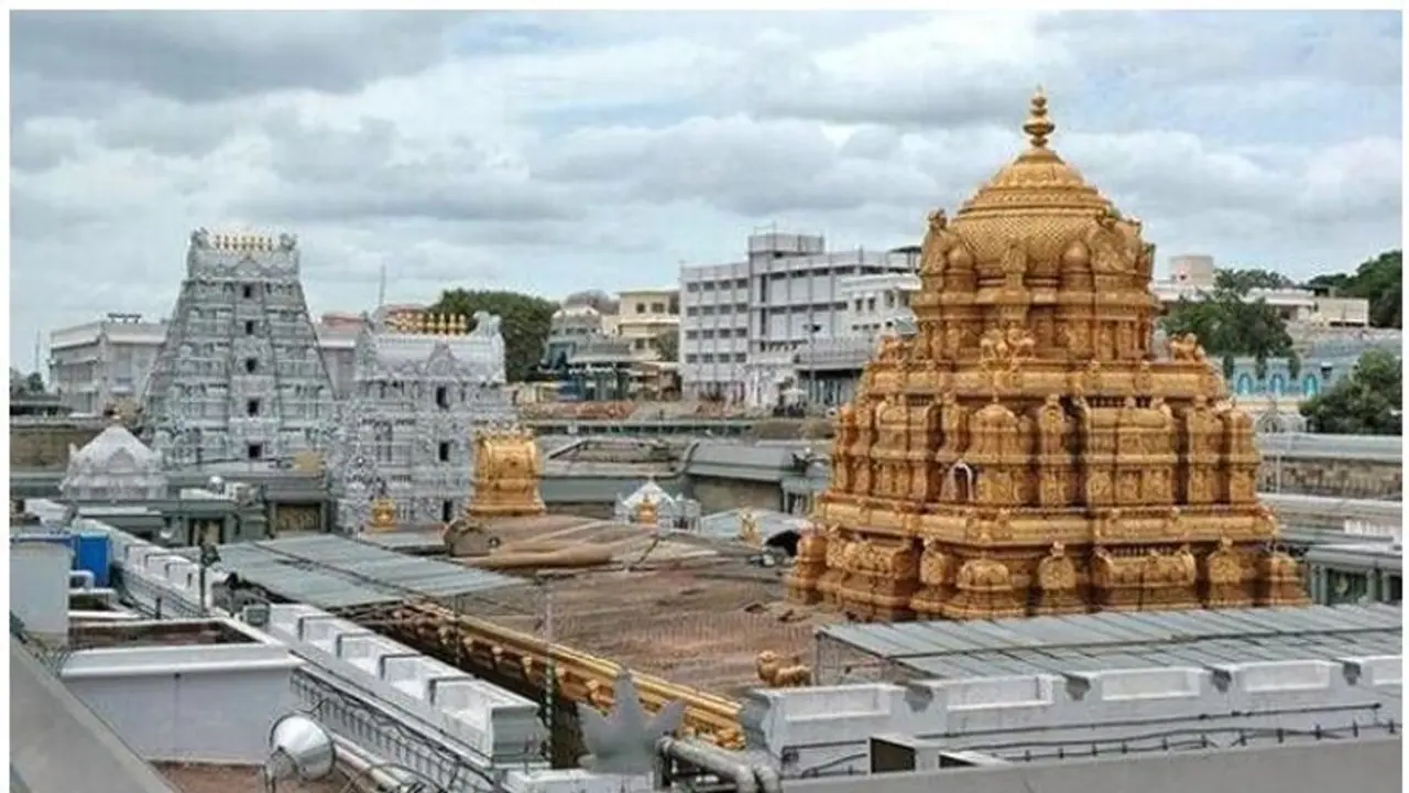 ಇಬ್ಬರು ಎನ್ನಾರೈಗಳಿಂದ ತಿಮ್ಮಪ್ಪನಿಗೆ 14 ಕೋಟಿ ರೂಪಾಯಿ ದೇಣಿಗೆ!