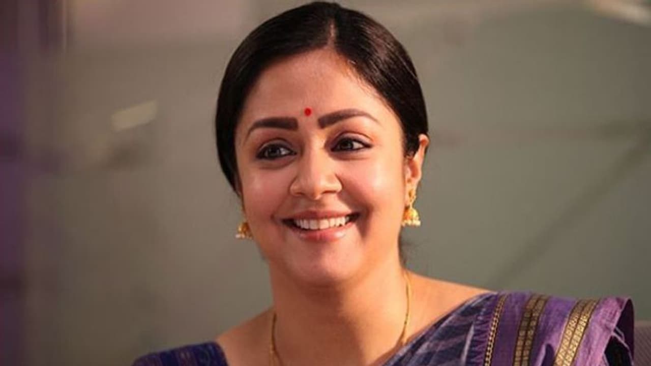 शादी के 6 साल बाद फिल्मों में रखा कदम, अब देंगी बड़ी एक्ट्रेस को टक्कर शादी के 6 साल बाद फिल्मों में रखा कदम, अब देंगी बड़ी एक्ट्रेस को टक्कर