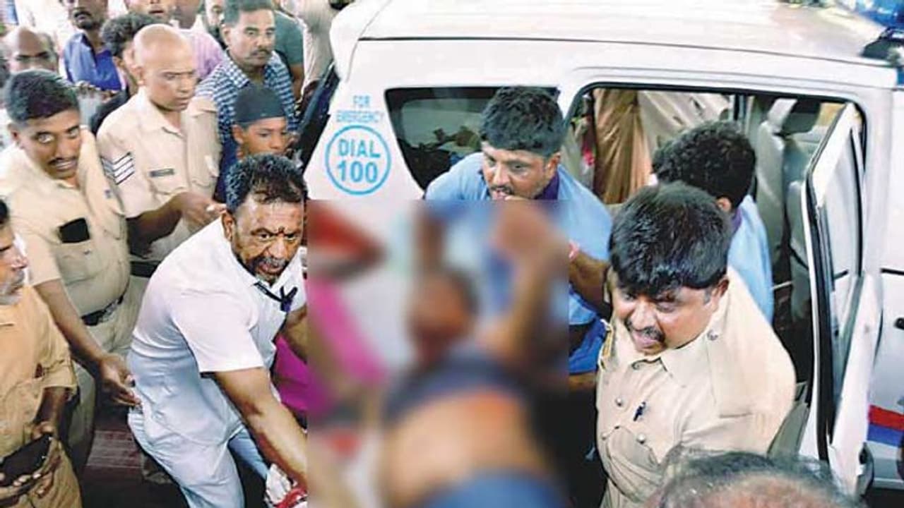 ಕತ್ತು ಕೊಯ್ದು ಆತ್ಮಹತ್ಯೆ ಯತ್ನ : 10 ಪೊಲೀಸರ ಅಮಾನತು ಕತ್ತು ಕೊಯ್ದು ಆತ್ಮಹತ್ಯೆ ಯತ್ನ : 10 ಪೊಲೀಸರ ಅಮಾನತು