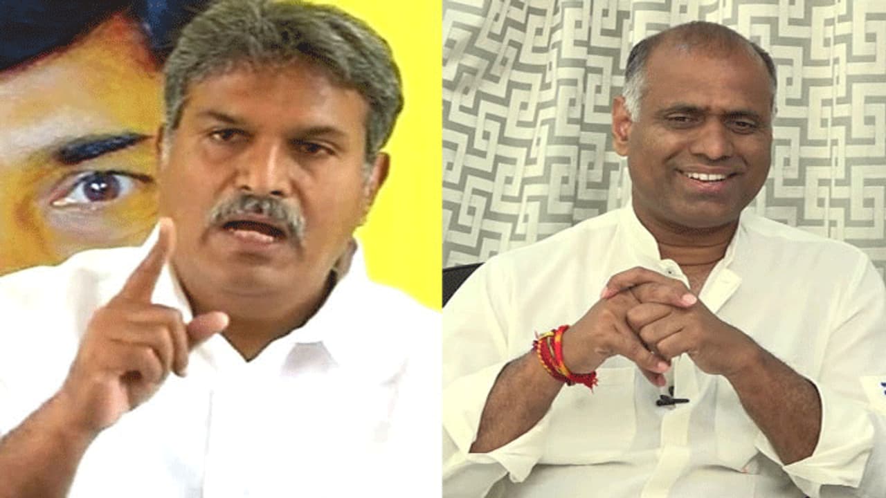 కేశినేని వర్సెస్ పీవీపీ: నీ ప్రియుడు ఎవరు రాజా అంటూ పీవీపీ సెటైర్లు కేశినేని వర్సెస్ పీవీపీ: నీ ప్రియుడు ఎవరు రాజా అంటూ పీవీపీ సెటైర్లు