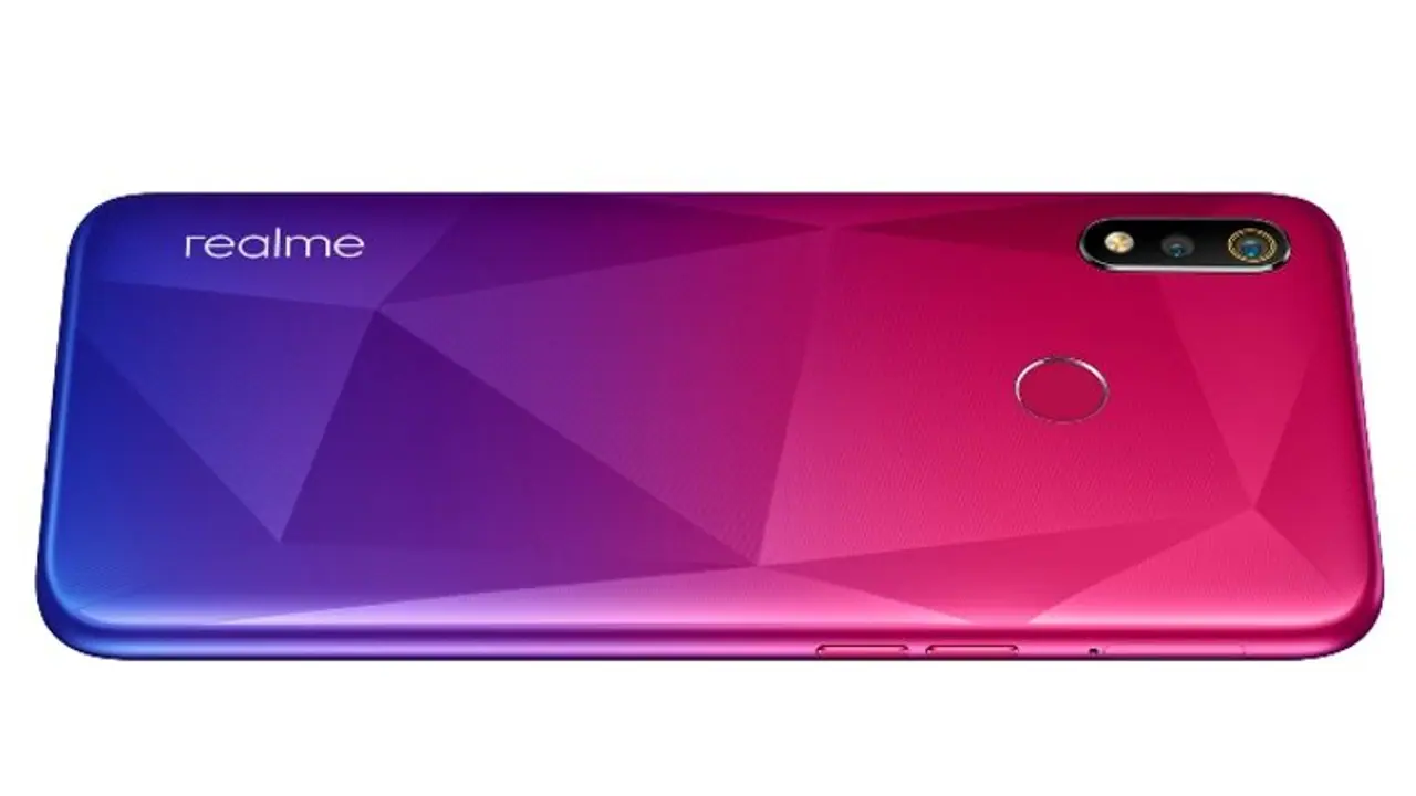 Realme 3i: ಅಗ್ಗದ ಮೊಬೈಲ್ ನೋಡುವವರಿಗೆ ಚೆಂದದ ಫೋನ್! Realme 3i: ಅಗ್ಗದ ಮೊಬೈಲ್ ನೋಡುವವರಿಗೆ ಚೆಂದದ ಫೋನ್!
