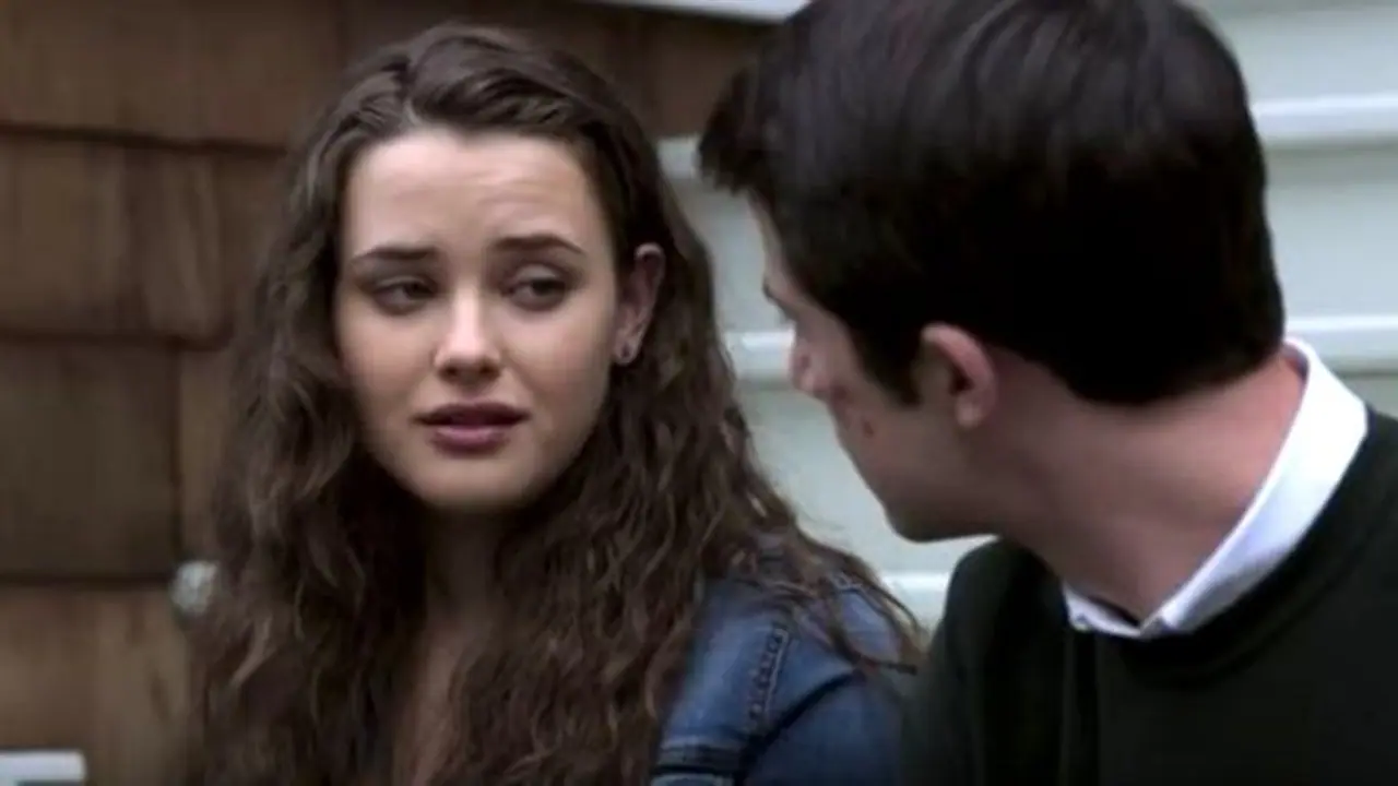 ওয়েব সিরিজ দেখে আত্নহত্যা প্রবণ হচ্ছে ছেলেমেয়েরা! বাদ পড়ল রক্তাক্ত দৃশ্য ওয়েব সিরিজ দেখে আত্নহত্যা প্রবণ হচ্ছে ছেলেমেয়েরা! বাদ পড়ল রক্তাক্ত দৃশ্য