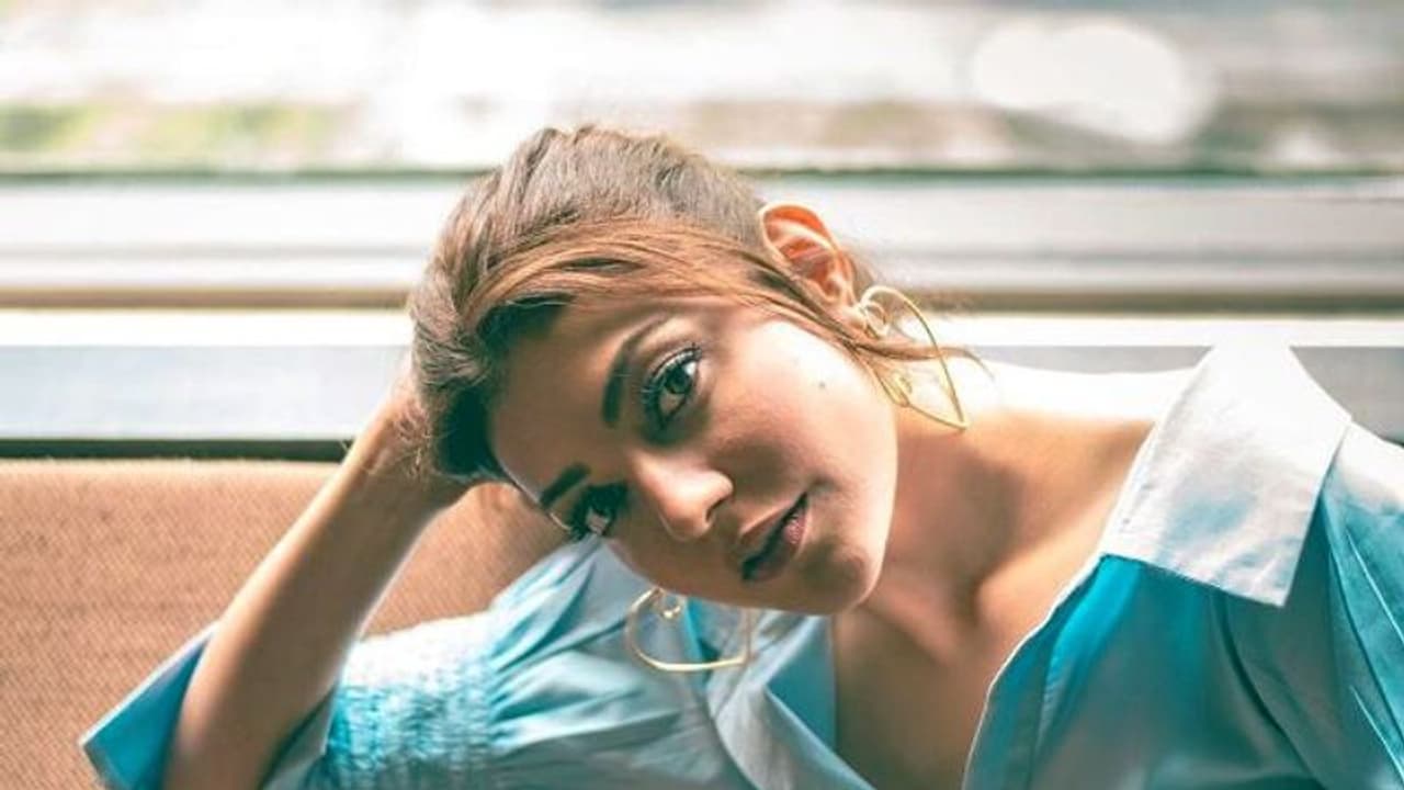 కాజల్ పరిస్థితేంటి ఇలా అయ్యింది? కాజల్ పరిస్థితేంటి ఇలా అయ్యింది?