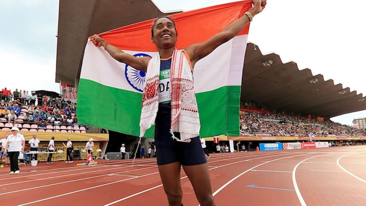 छा गई देश की नई उड़न परी हिमा दास, राष्ट्रपति से लेकर अमिताभ तक हुए मुरीद, बधाईयों का लगा तांता