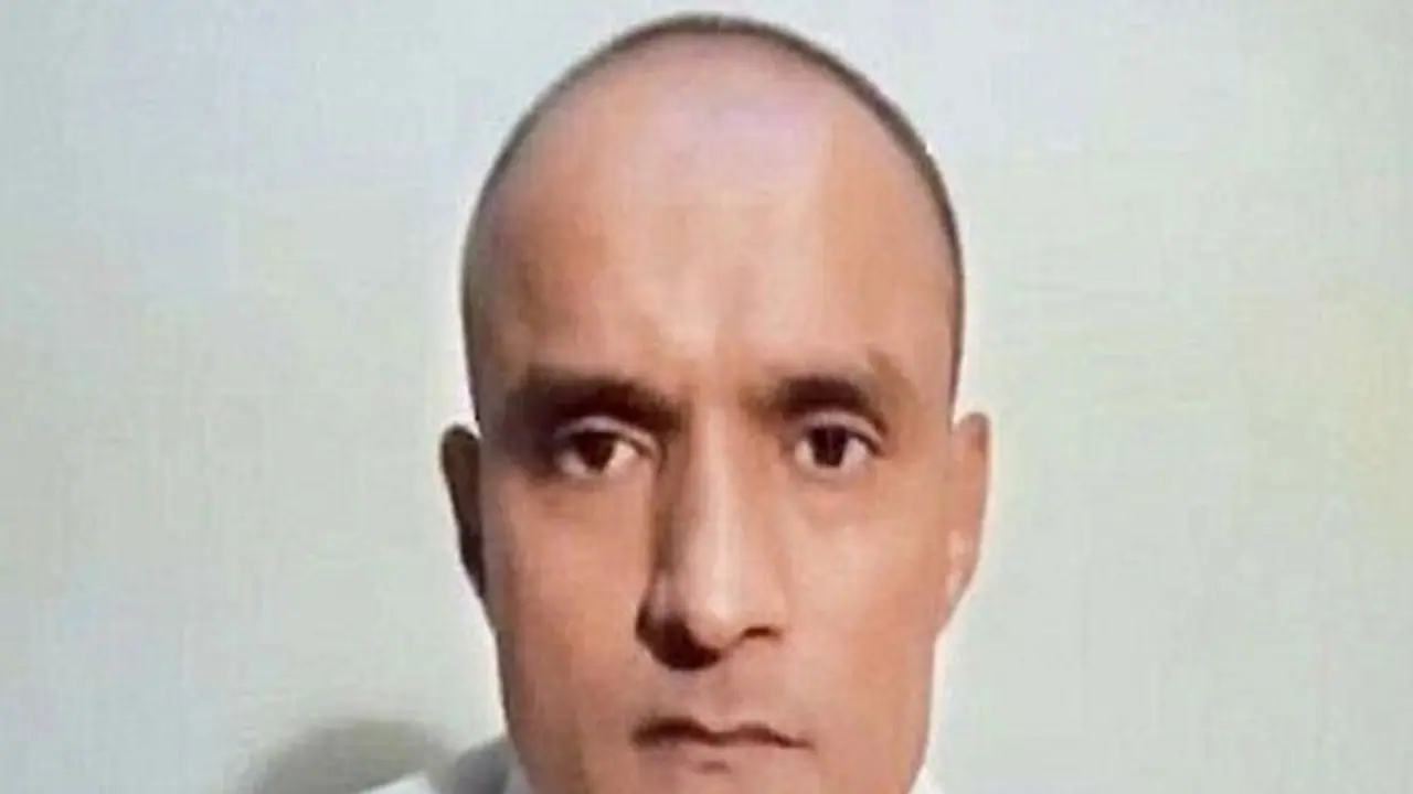 সাতকাণ্ড রামায়ণের পর রাস্তায় এল পাকিস্তান, কুলভূষণকে কনস্যুলার অ্যাকসেস