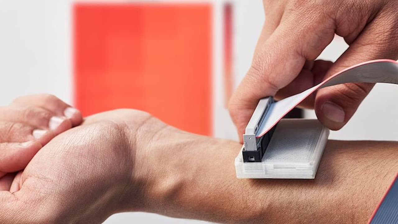 பிரபல முன்னாள் கிரிக்கெட் வீரருக்கு புற்றுநோய் ! ரசிகர்கள் அதிர்ச்சி !! பிரபல முன்னாள் கிரிக்கெட் வீரருக்கு புற்றுநோய் ! ரசிகர்கள் அதிர்ச்சி !!