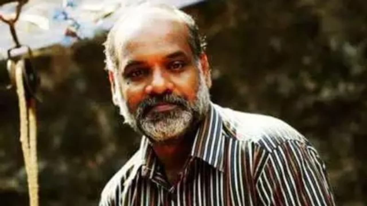 ആ കുപ്പായം എനിക്ക് വേണ്ട, സംഘപരിവാര് മാരക വൈറസെന്ന് പി സുരേന്ദ്രന് ആ കുപ്പായം എനിക്ക് വേണ്ട, സംഘപരിവാര് മാരക വൈറസെന്ന് പി സുരേന്ദ്രന്