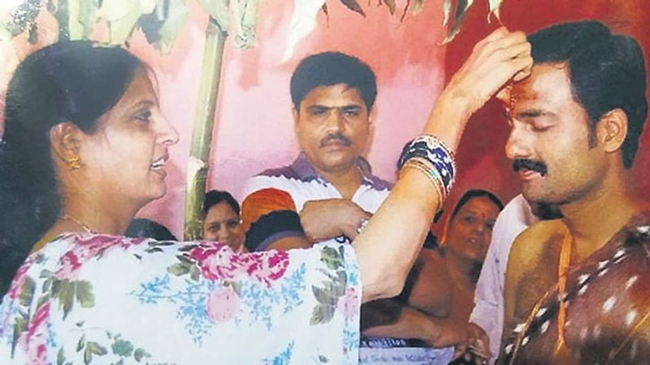 10 परसेंट से भी कम थी भाई के बचने की उम्मीद, मौत के मुंह से निकाल लाई बहन 10 परसेंट से भी कम थी भाई के बचने की उम्मीद, मौत के मुंह से निकाल लाई बहन