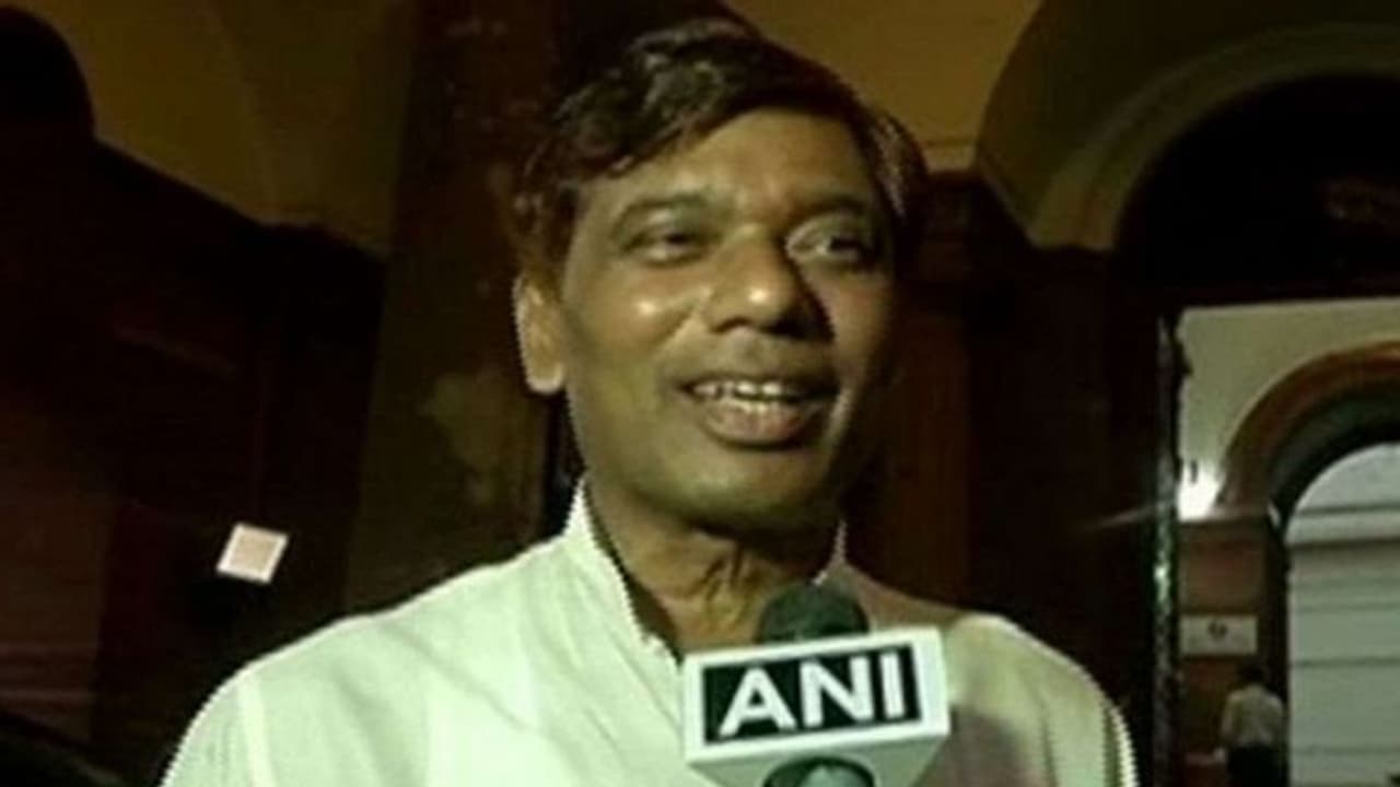 ರಾಮ್ ವಿಲಾಸ್ ಪಾಸ್ವಾನ್ ಸಹೋದರ ರಾಮಚಂದ್ರ ಪಾಸ್ವಾನ್ ಇನ್ನಿಲ್ಲ! ರಾಮ್ ವಿಲಾಸ್ ಪಾಸ್ವಾನ್ ಸಹೋದರ ರಾಮಚಂದ್ರ ಪಾಸ್ವಾನ್ ಇನ್ನಿಲ್ಲ!