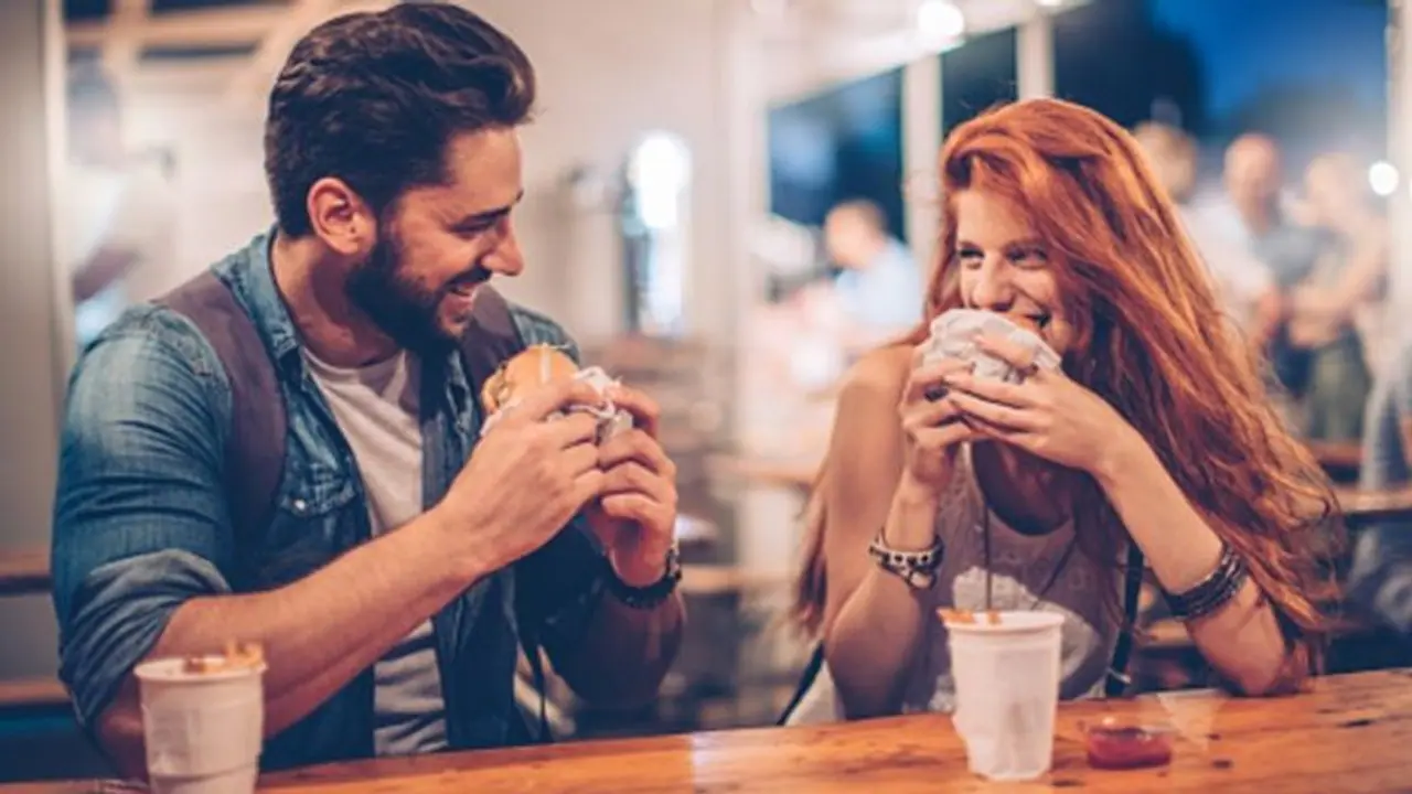 ক্রাশের সঙ্গে কথা বলার সময়ে এই ভুল করবেন না! প্রেম শুরুর আগেই কেঁচে যাবে ক্রাশের সঙ্গে কথা বলার সময়ে এই ভুল করবেন না! প্রেম শুরুর আগেই কেঁচে যাবে