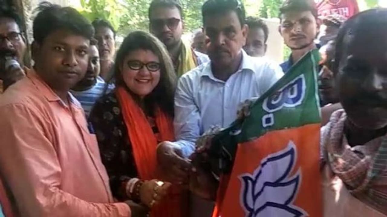 কলকাতায় চলছে একুশে জুলাইয়ের সমাবেশ, বাঁকুড়ায় বিজেপি তে যোগ তৃণমূল সমর্থকদের