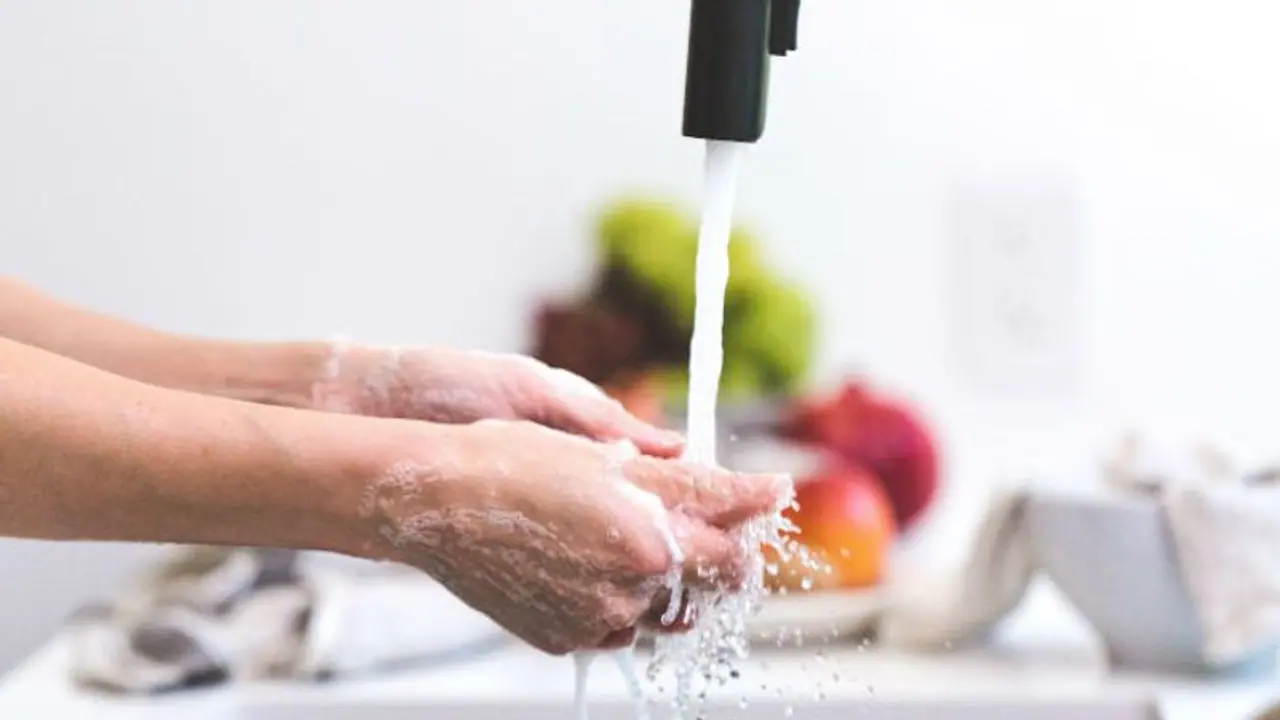 ഒരൊറ്റ ദിവസം കൊണ്ട് നമ്മള്‍ വീട്ടില്‍ പാഴാക്കുന്നത് എത്ര ലിറ്റര്‍ വെള്ളമാണെന്നറിയാമോ?