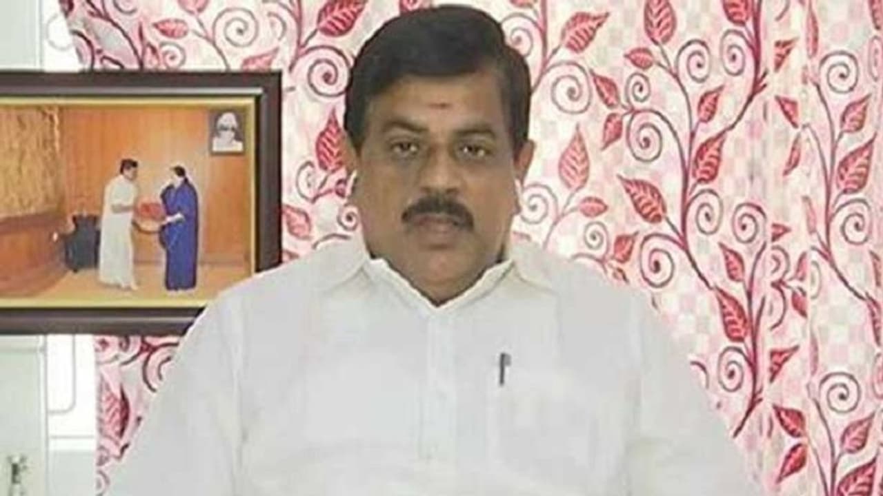 கொரோனா, பறவை காய்ச்சல் எது வந்தாலும் தமிழகம் சமாளிக்கும்..!! கெத்து காட்டும் கால்நடைத்துறை அமைச்சர்..!! கொரோனா, பறவை காய்ச்சல் எது வந்தாலும் தமிழகம் சமாளிக்கும்..!! கெத்து காட்டும் கால்நடைத்துறை அமைச்சர்..!!