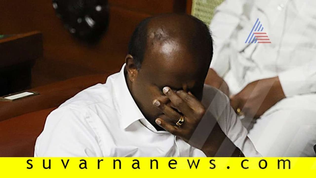 'ರಾಜೀನಾಮೆ ಬಿಸಾಕಿ ಹೋಗೋಕೆ ಸಿಎಂಗೆ ಏನು ಕಷ್ಟ..?': ಕೈ ಶಾಸಕರ ಕಿಡಿ 'ರಾಜೀನಾಮೆ ಬಿಸಾಕಿ ಹೋಗೋಕೆ ಸಿಎಂಗೆ ಏನು ಕಷ್ಟ..?': ಕೈ ಶಾಸಕರ ಕಿಡಿ