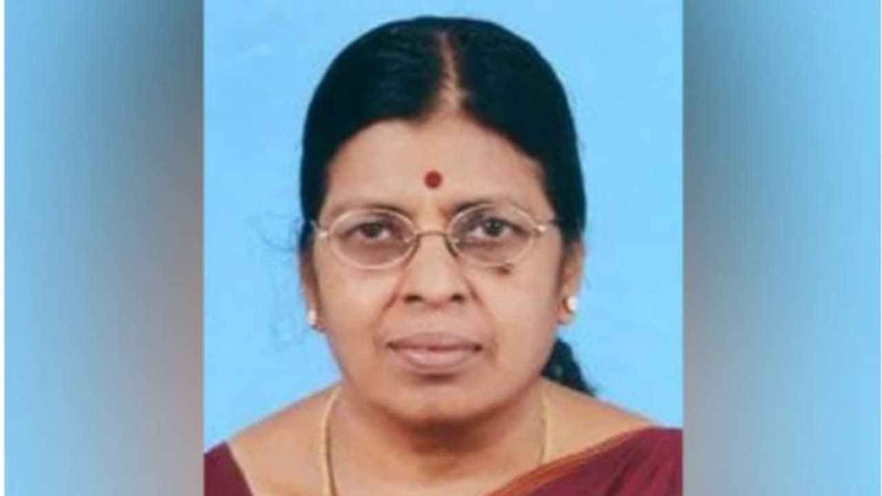 തമിഴ്നാട്ടില്‍ മുന്‍ മേയറും ഭര്‍ത്താവുമടക്കം മൂന്ന് പേര്‍ അജ്ഞാതരുടെ ആക്രമണത്തില്‍ കൊല്ലപ്പെട്ടു