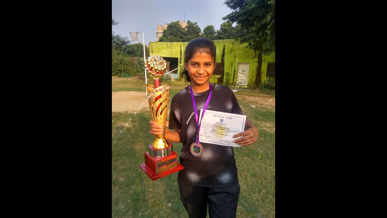 अगर बच भी गई तो फिर से मार देना... जानें क्यों छात्रा ने सुसाइड नोट में लिखीं ऐसी बातें अगर बच भी गई तो फिर से मार देना... जानें क्यों छात्रा ने सुसाइड नोट में लिखीं ऐसी बातें