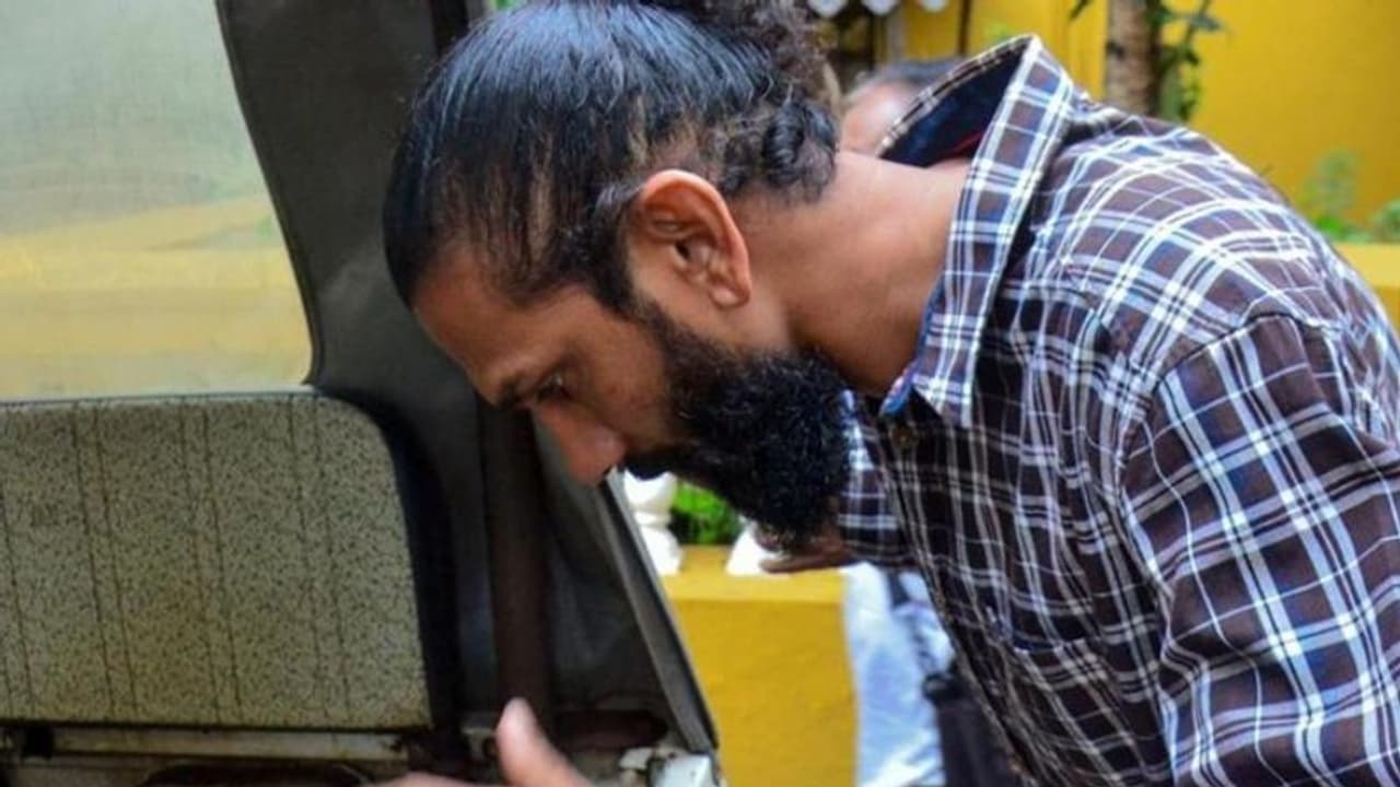 ചെരുപ്പിന്റെ ഉടമയെ കിട്ടി, കൊലപാതകക്കേസ് പ്രതിയെയും; സ്കാര്ലറ്റ് കൊലപാതകം തെളിഞ്ഞതിങ്ങനെ ചെരുപ്പിന്റെ ഉടമയെ കിട്ടി, കൊലപാതകക്കേസ് പ്രതിയെയും; സ്കാര്ലറ്റ് കൊലപാതകം തെളിഞ്ഞതിങ്ങനെ