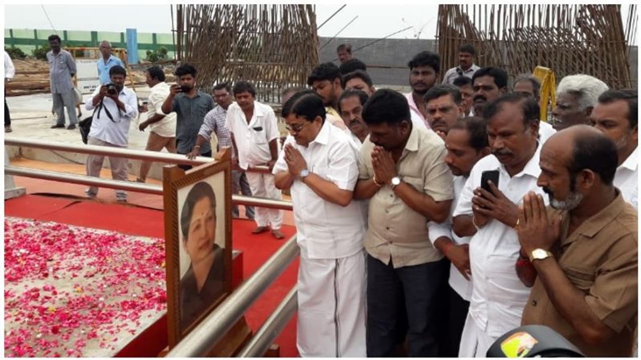 ’அம்மா மட்டும் இருந்திருந்தால்...’ எடப்பாடி ஓ.பி.எஸ் க்கு மைத்ரேயன் எச்சரிக்கை..! ’அம்மா மட்டும் இருந்திருந்தால்...’ எடப்பாடி ஓ.பி.எஸ் க்கு மைத்ரேயன் எச்சரிக்கை..!