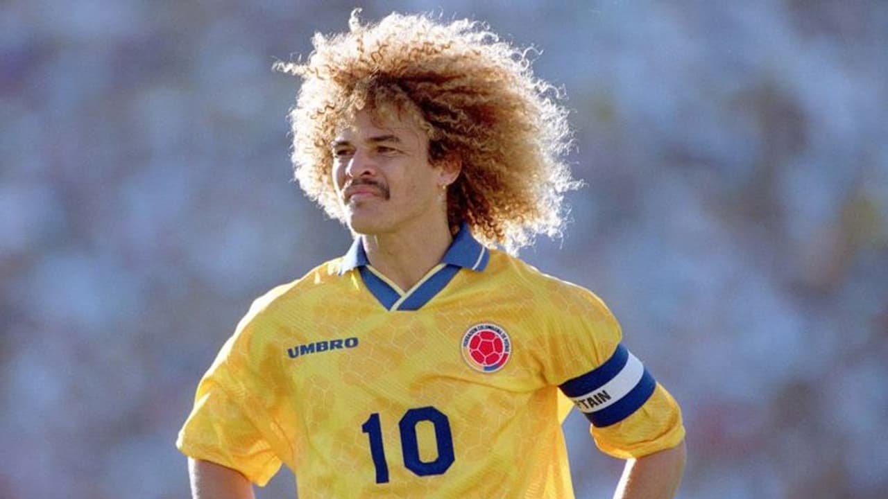 തലയിലെ തേനീച്ചക്കൂടിന് പകരം നീട്ടി വളര്ത്തിയ മുടി; പുതിയ ലുക്കില് വാല്ഡറാമയെ കണ്ട് ഞെട്ടി ആരാധകര് തലയിലെ തേനീച്ചക്കൂടിന് പകരം നീട്ടി വളര്ത്തിയ മുടി; പുതിയ ലുക്കില് വാല്ഡറാമയെ കണ്ട് ഞെട്ടി ആരാധകര്