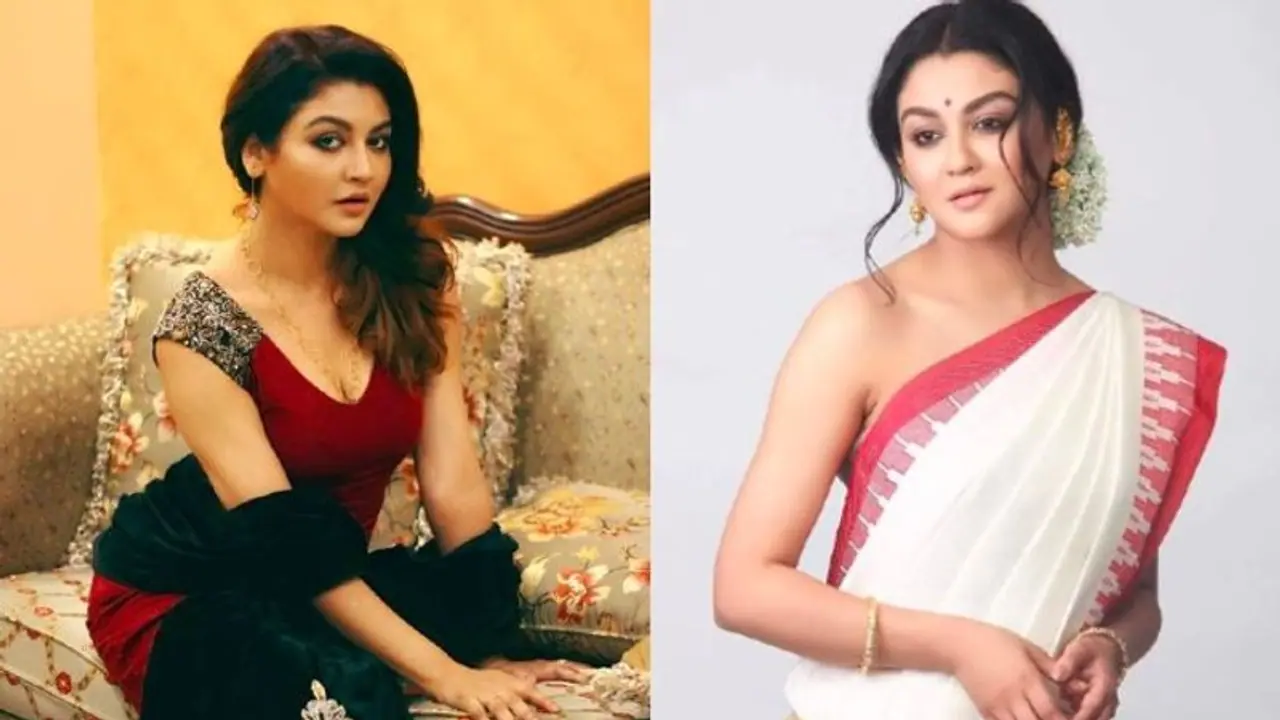 গায়ে নেই ব্লাউজ, খোলা পিঠে ছাপোষা গৃহবধূ জয়ার চাহনিতে মুগ্ধ নেটপাড়া