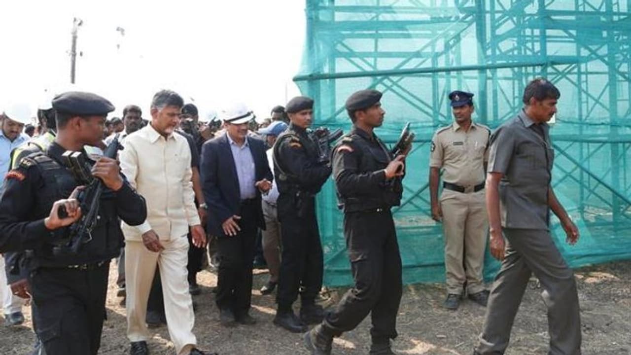 చంద్రబాబు భద్రతపై ఏపీ హైకోర్టులో వాదనలు, తీర్పు రిజర్వ్ చంద్రబాబు భద్రతపై ఏపీ హైకోర్టులో వాదనలు, తీర్పు రిజర్వ్