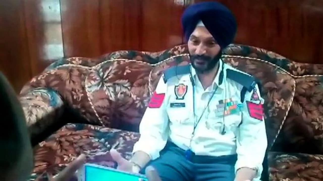 কার্গিলে চার পাকিস্তানিকে নিকেশ করেছিলেন, এখন যানজট সামলান সৎপল