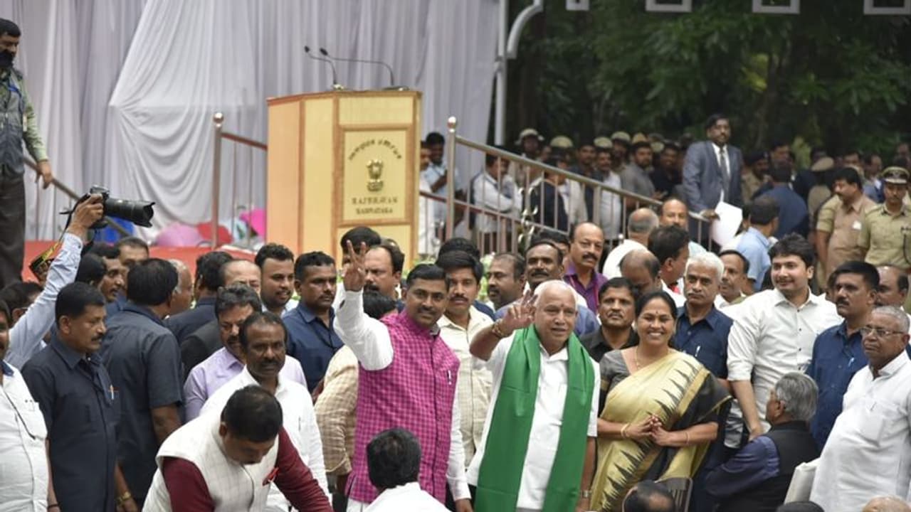 ಈಗ ಯೆಡ್ಯೂರಪ್ಪ ಅಲ್ಲ, ಮತ್ತೆ ಯಡಿಯೂರಪ್ಪ! ಈಗ ಯೆಡ್ಯೂರಪ್ಪ ಅಲ್ಲ, ಮತ್ತೆ ಯಡಿಯೂರಪ್ಪ!