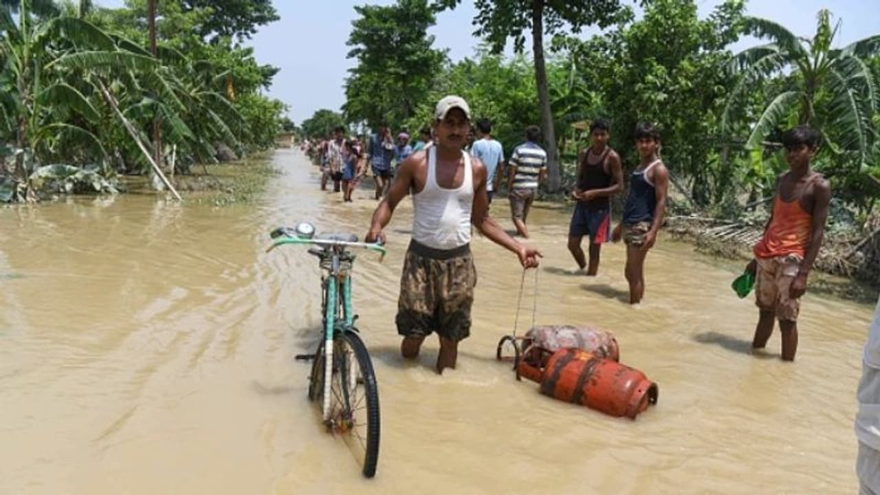 Bihar floods: Death toll touches 127; CM Nitish Kumar to seek Centre’s help